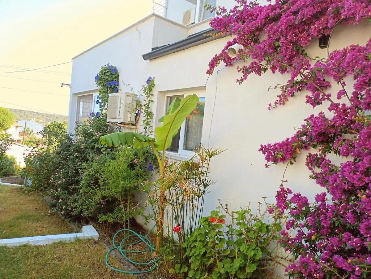 Villa With Private Pool And Unique Sea View In Çeşme